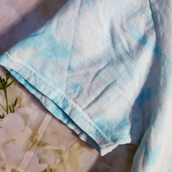 VINTAGE Walt Disney World Light blue Tie dye graphic tee Size M - Picture 6 of 7